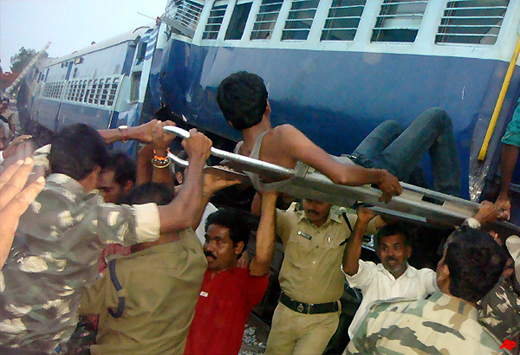 Hampi train accident1